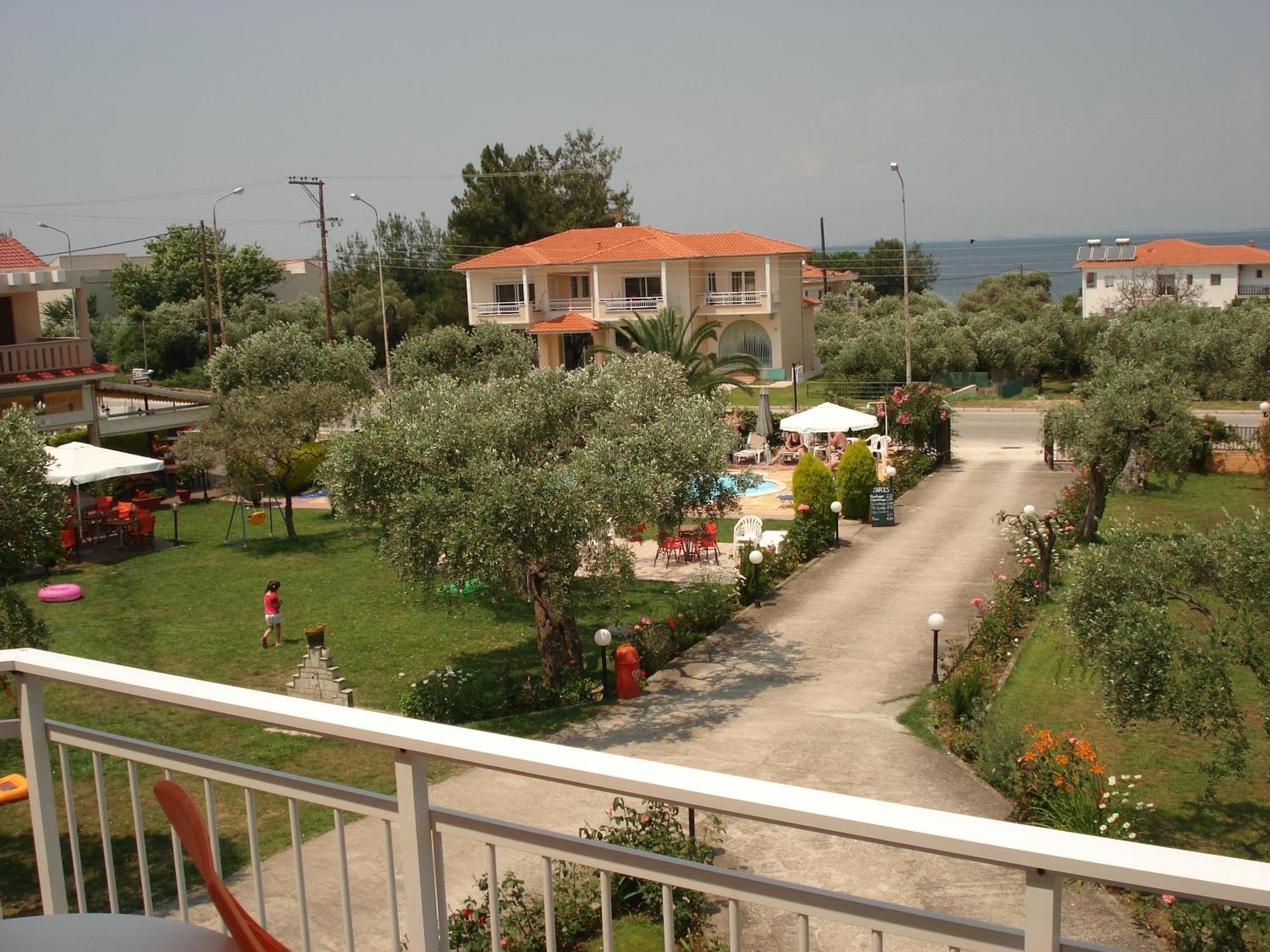 Chrisa Hotel Лименас Екстериор снимка