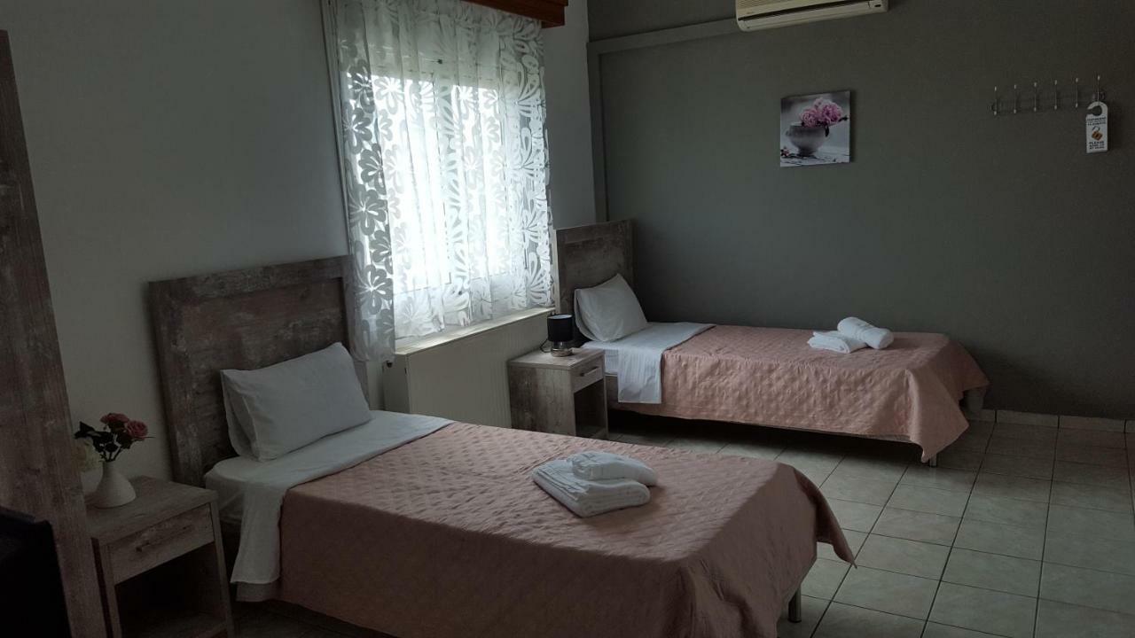 Chrisa Hotel Лименас Екстериор снимка